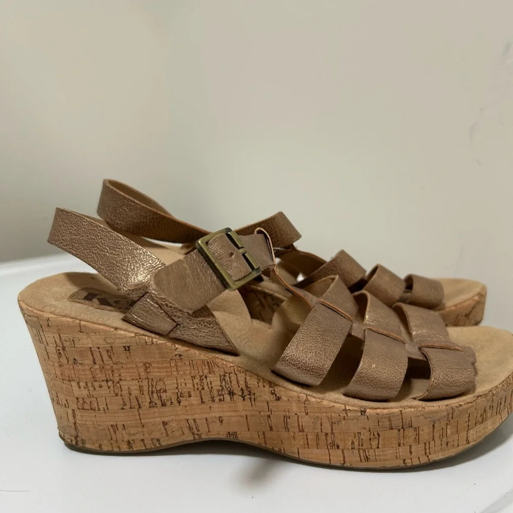 Kork Ease Wedge Sandals Metallic Bronze Tan Size 10